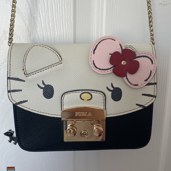Furla Hello Kitty Metropolis Crossbody Cute Bag - pre owned - Picture 2 of 14